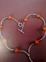 《珠寶飾品設(shè)計(jì)1000例 靈感源泉與工藝精粹》